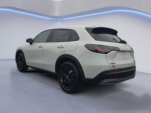 New 2026 Honda HR-V Sport image 3