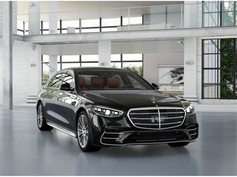 New 2026 Mercedes-Benz S 500 4MATIC image 9