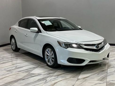 Used 2017 Acura ILX 2.4L image 4