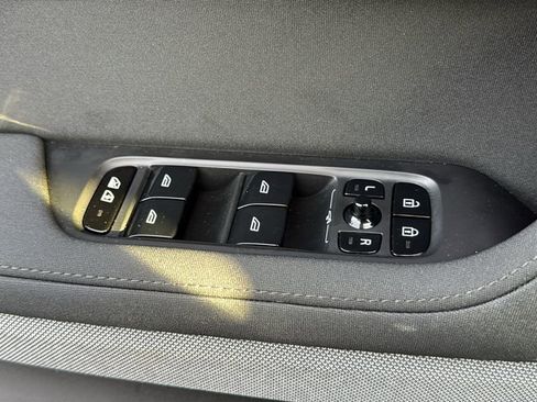 Used 2024 Polestar Polestar 2 w/ Pilot Pack image 24