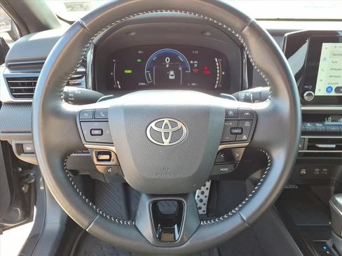 Certified 2025 Toyota Camry SE FWD image 21