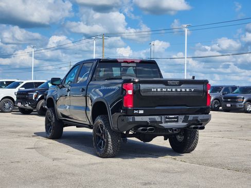 New 2026 Chevrolet Silverado 1500 ZR2 w/ Dark Appearance Package AWD/4WD image 4