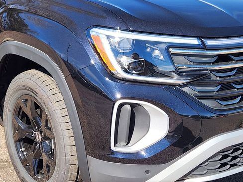 New 2026 Volkswagen Atlas Peak Edition image 27