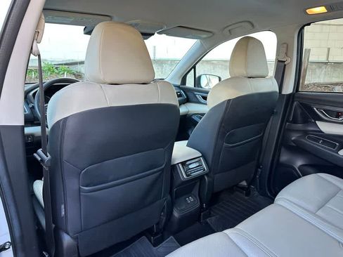 Used 2023 Subaru Ascent Limited image 12