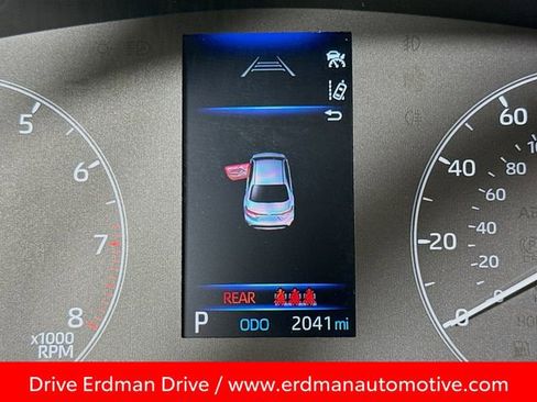 Certified 2025 Toyota Corolla LE image 33