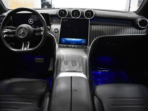 Used 2024 Mercedes-Benz GLC 300 4MATIC image 24