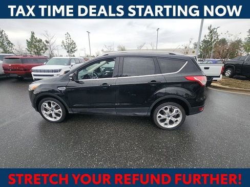 Used 2016 Ford Escape Titanium w/ Equipment Group 301A image 9