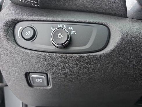 Used 2023 Chevrolet Blazer LT w/ Driver Confidence Package image 26