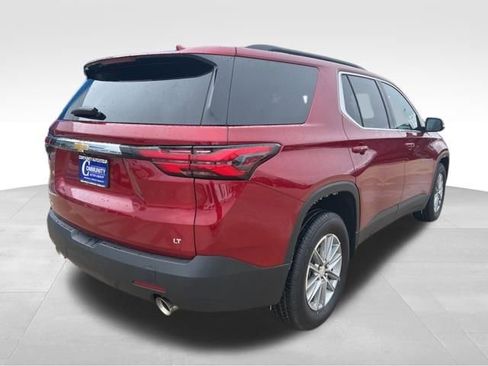 Used 2023 Chevrolet Traverse LT image 9