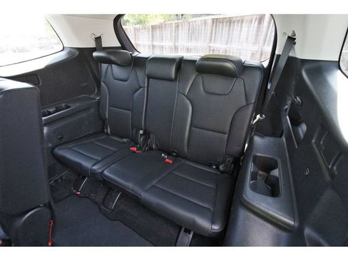Used 2021 Kia Telluride LX FWD image 15