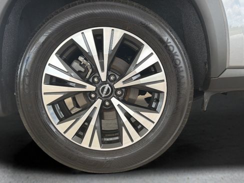 Certified 2023 Nissan Rogue SV AWD/4WD image 24
