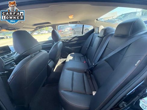 Used 2024 Nissan Altima 2.5 SR w/ SR Premium Package FWD image 11