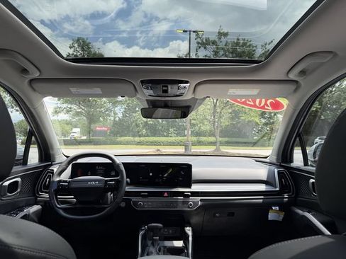 Certified 2026 Kia Sorento EX w/ EX Premium Package FWD image 48