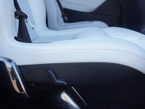 Used 2018 Tesla Model X 100D image 34