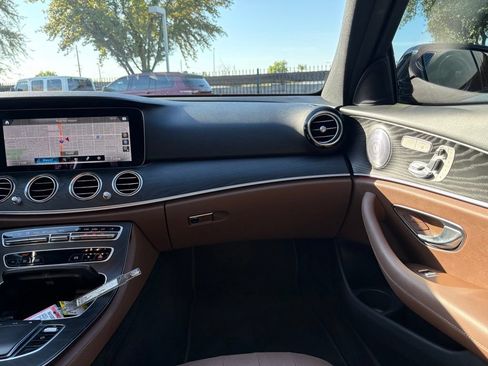 Used 2023 Mercedes-Benz E 450 4MATIC Sedan image 7