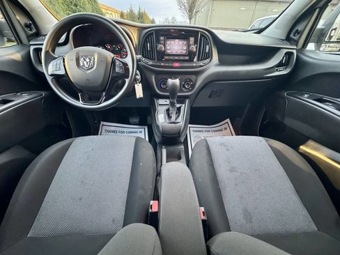 Used 2021 RAM ProMaster City Tradesman w/ Window Group 04 image 12