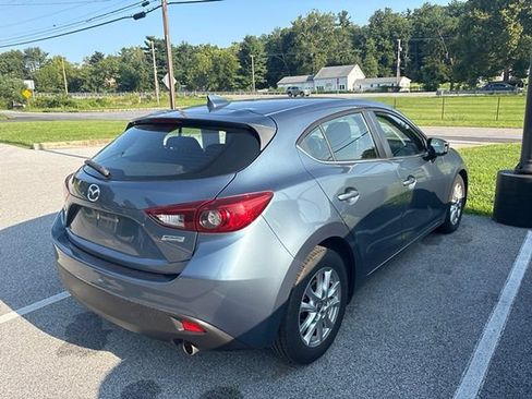Used 2016 MAZDA MAZDA3 i Grand Touring FWD image 5