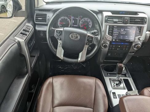 Used 2023 Toyota 4Runner Limited AWD/4WD image 17