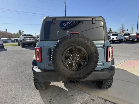 Used 2022 Ford Bronco Wildtrak image 4