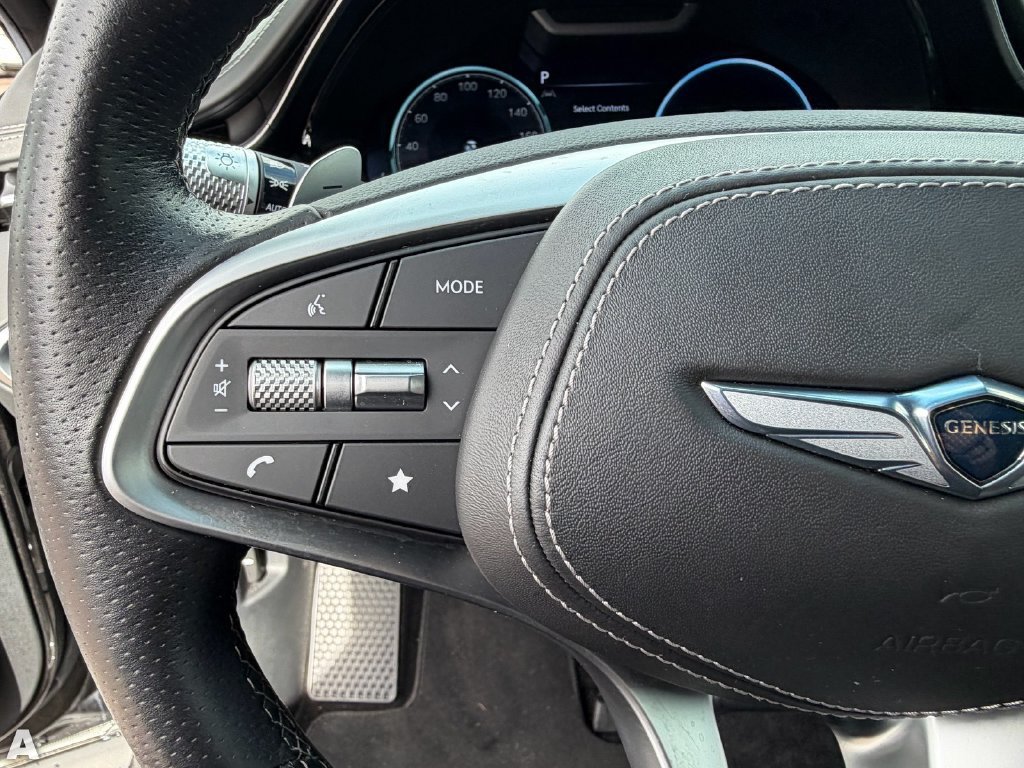 Used 2025 Genesis GV70 2.5T w/ Sport Prestige Package AWD/4WD image 33