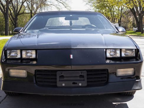 Used 1989 Chevrolet Camaro LT RWD image 21