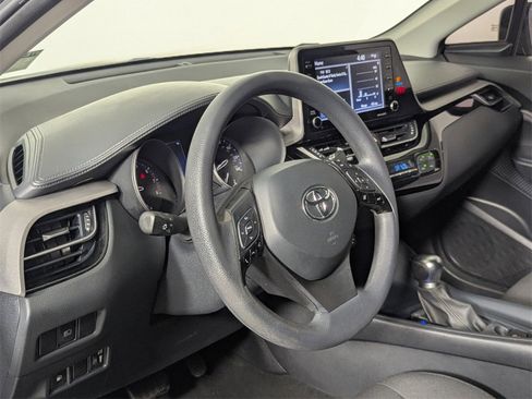 Used 2021 Toyota C-HR LE image 11