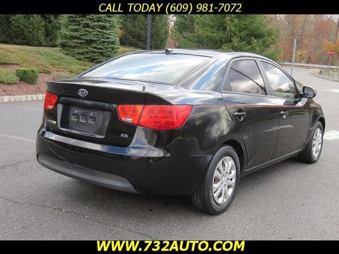 Used 2011 Kia Forte EX w/ Fuel Economy Pkg image 12