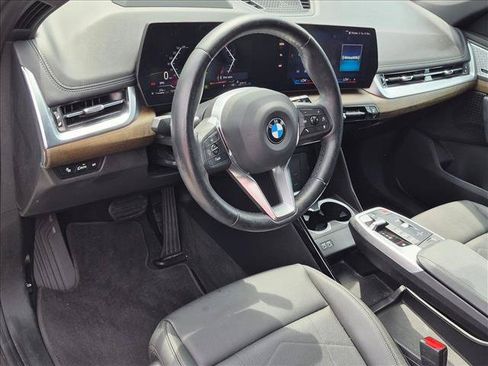 Used 2023 BMW X1 xDrive28i w/ Premium Package AWD/4WD image 3