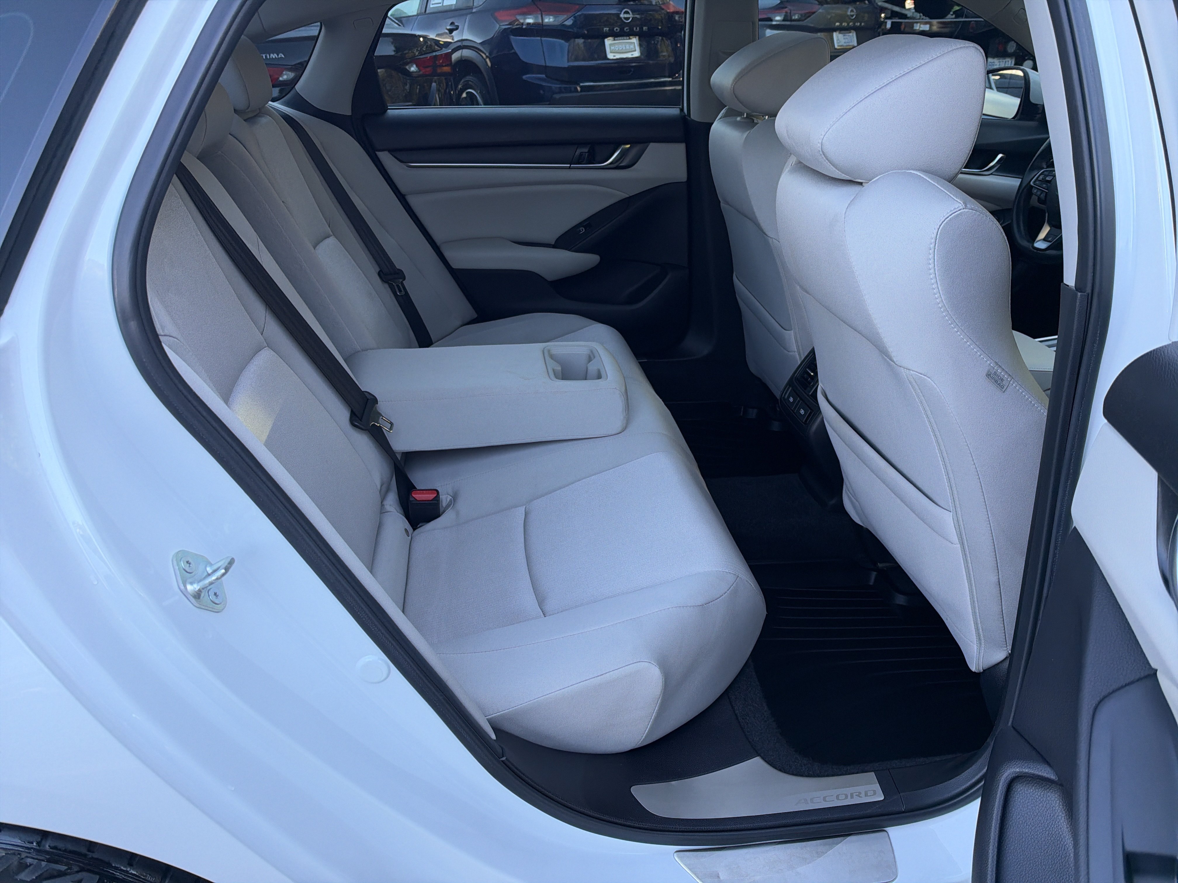 Used 2021 Honda Accord EX image 23