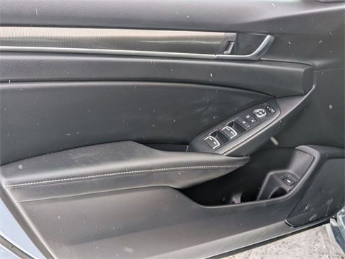 Used 2022 Honda Accord Sport image 13