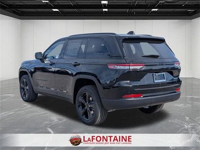 New 2025 Jeep Grand Cherokee Limited w/ Black Appearance Package