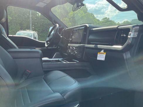 New 2026 Ford F250 Platinum AWD/4WD image 11