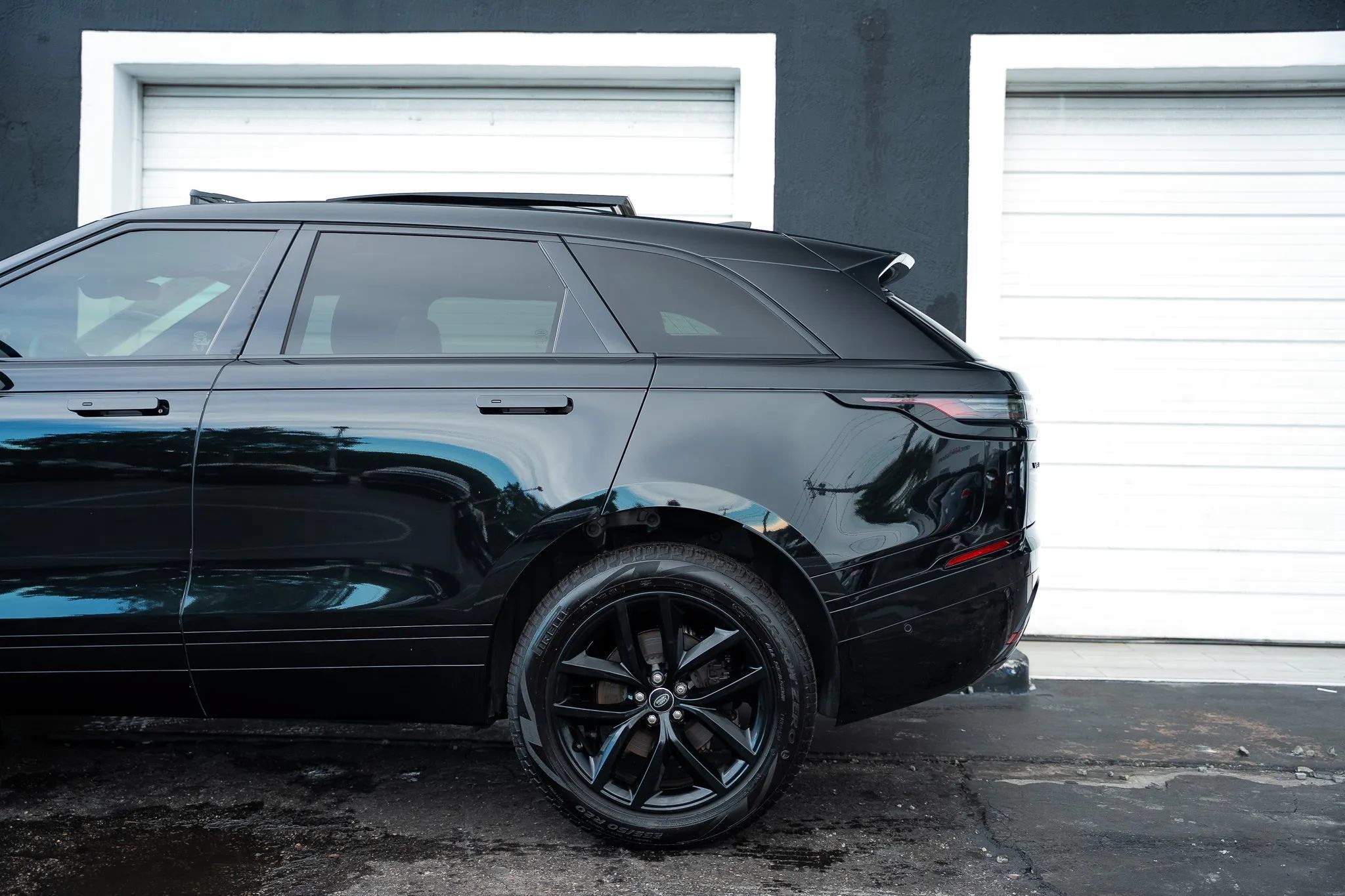 Used 2026 Land Rover Range Rover Velar Dynamic SE AWD/4WD image 12