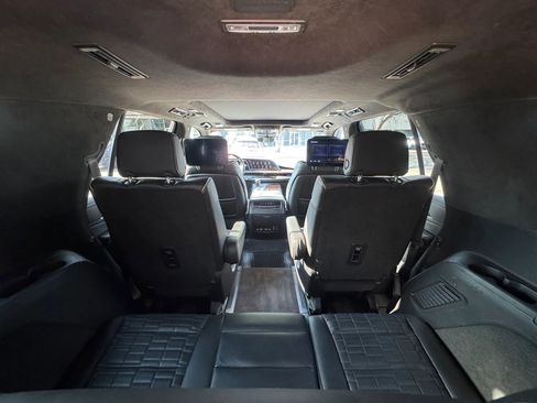 Used 2022 Cadillac Escalade Sport Platinum w/ LPO, ONYX Package AWD/4WD image 37
