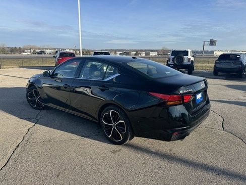 Used 2024 Nissan Altima 2.5 SR image 7