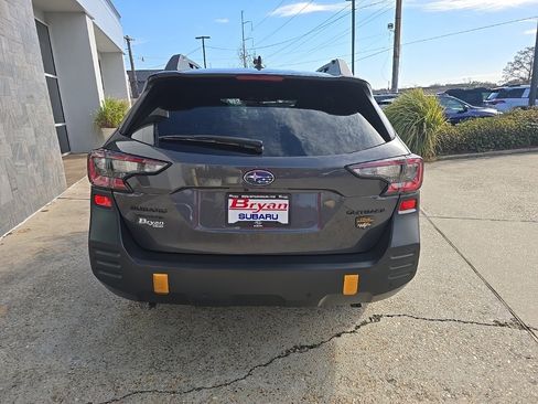 Used 2023 Subaru Outback Wilderness image 9