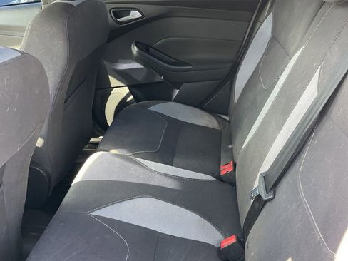 Used 2017 Ford Focus ST FWD image 7