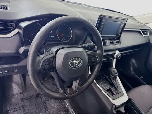 Certified 2019 Toyota RAV4 XLE AWD/4WD image 9