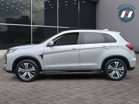 Used 2020 Mitsubishi Outlander Sport SE image 2