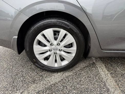 Certified 2025 Nissan Sentra S FWD image 12