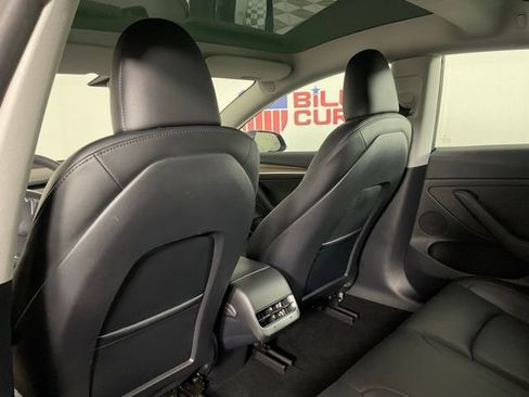 Used 2023 Tesla Model 3 Standard Range image 15