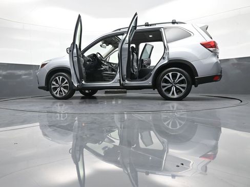 Used 2021 Subaru Forester Limited image 49