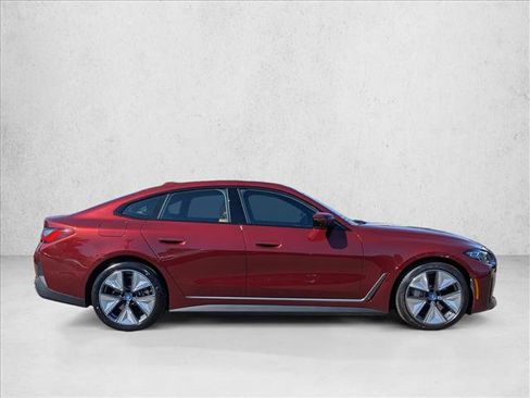 Used 2023 BMW i4 eDrive40 RWD image 4