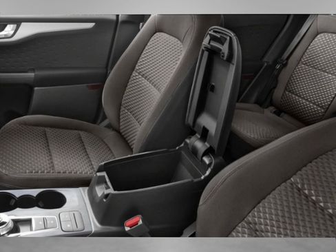 Used 2020 Ford Escape SE image 11