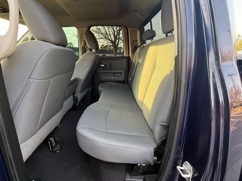 Used 2018 RAM 1500 Classic SLT image 15