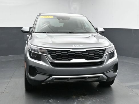 Used 2023 Kia Seltos LX image 3