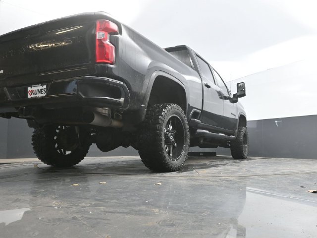 Used 2021 Chevrolet Silverado 2500 LTZ w/ LTZ Plus Package AWD/4WD image 47