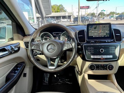 Used 2017 Mercedes-Benz GLS 450 4MATIC image 27