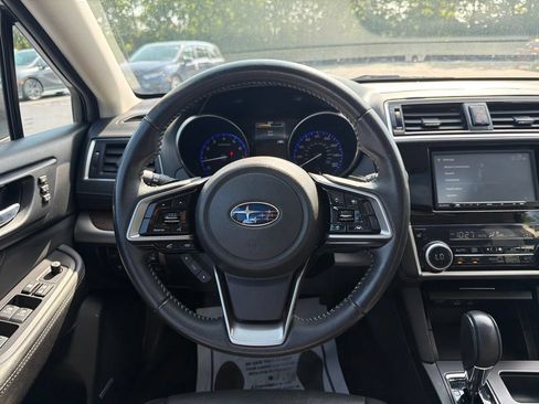 Used 2018 Subaru Outback 3.6R Limited AWD/4WD image 13