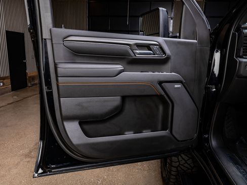 Used 2024 GMC Sierra 2500 AT4 w/ AT4 Premium Plus Package image 34